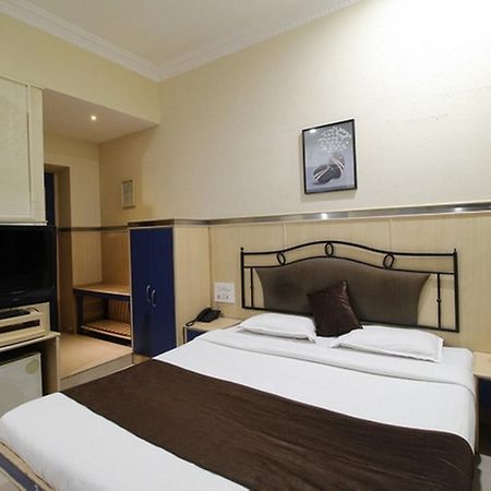 Hotel Ripon Palace Mumbai Exterior photo