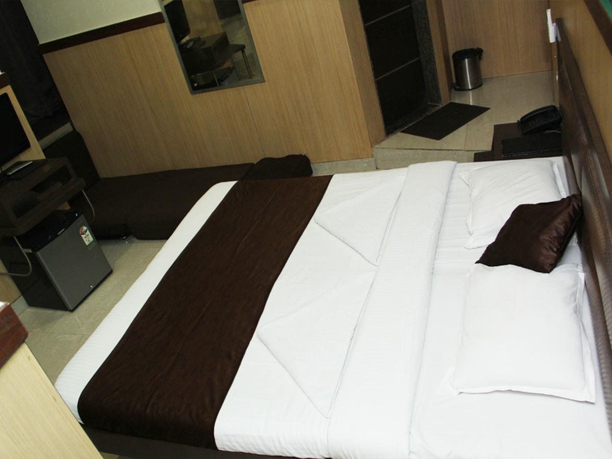 Hotel Ripon Palace Mumbai Exterior photo